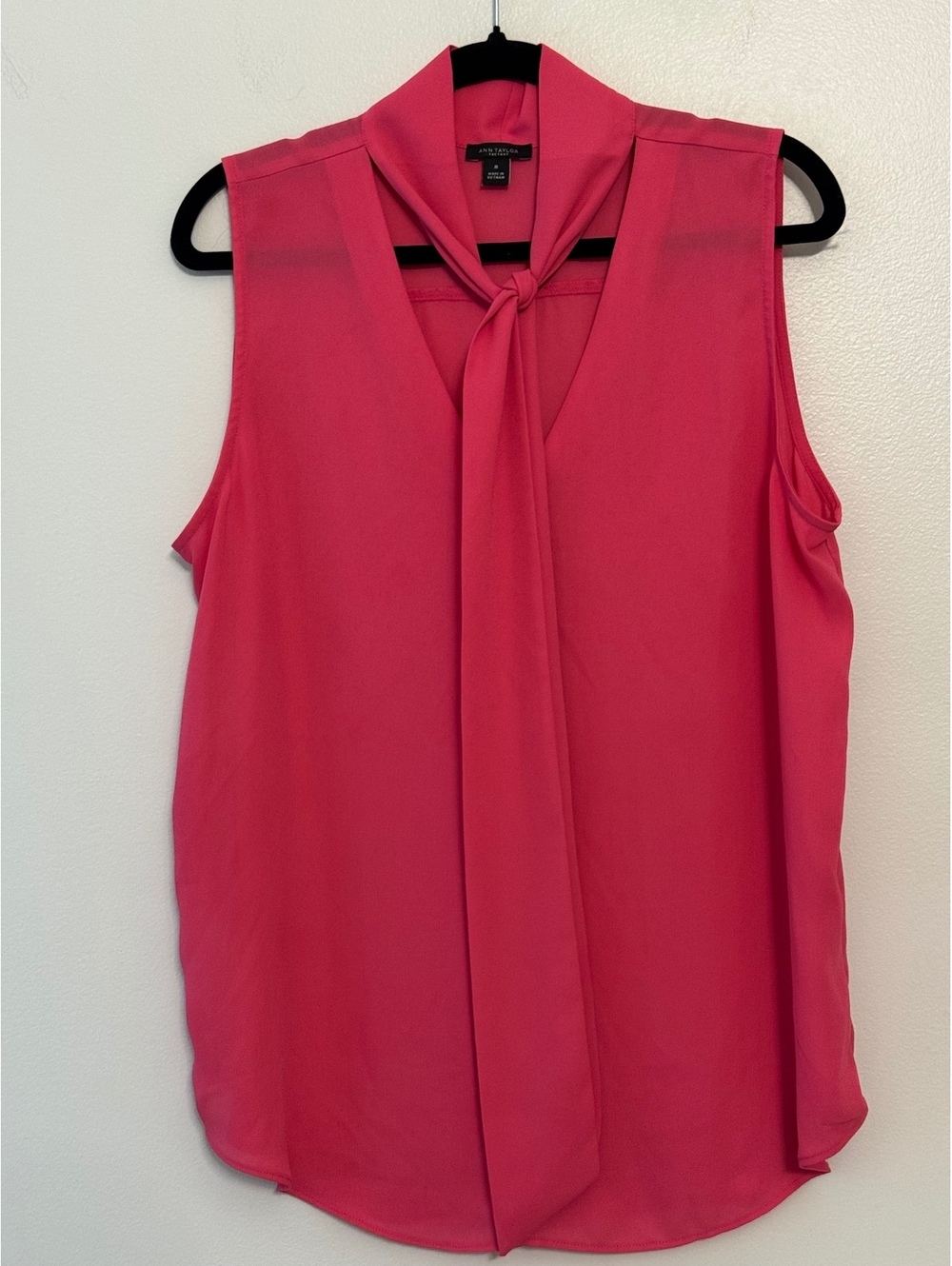 Ann Taylor Factory Women's Sleeveless Pink Polyester Blouse with Neck Tie, SizeM